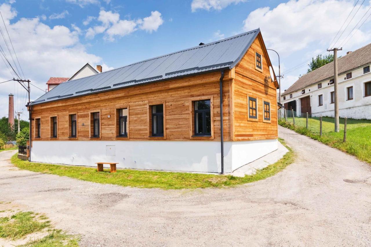 Chalupa Ceska Kanada Guest House Dobrohor Exterior photo