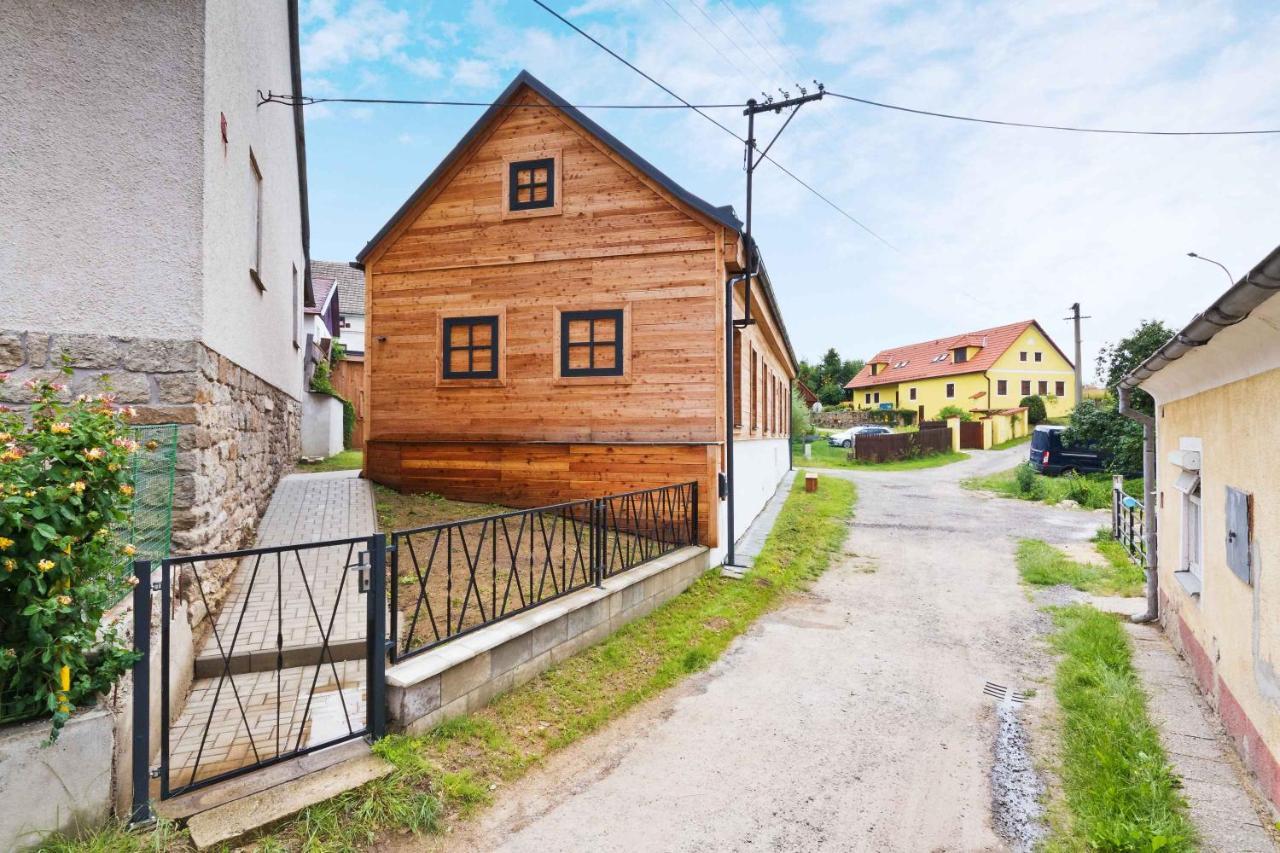 Chalupa Ceska Kanada Guest House Dobrohor Exterior photo